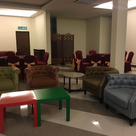 Grand Business Hotel Jertih Εξωτερικό φωτογραφία