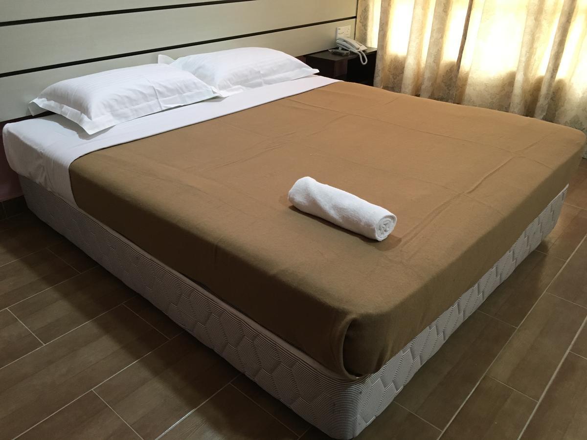 Grand Business Hotel Jertih Εξωτερικό φωτογραφία